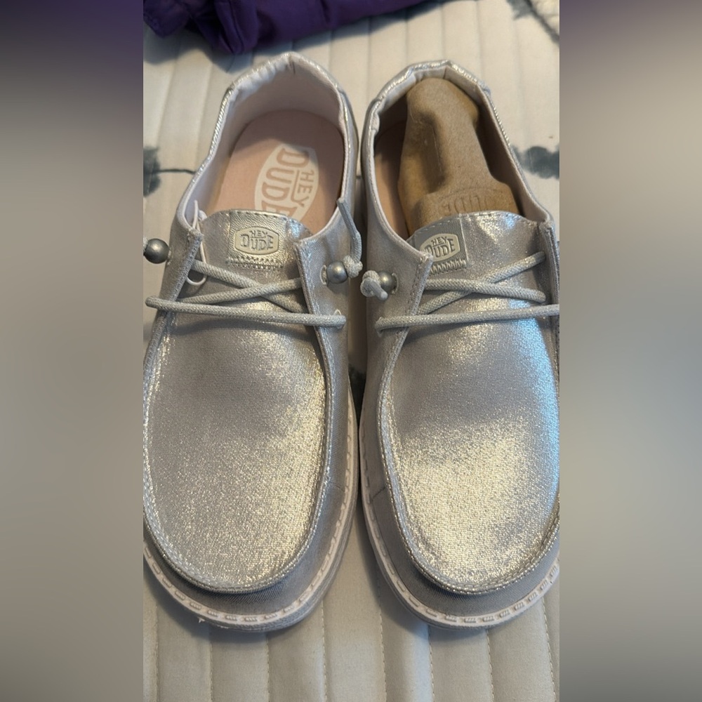 Hey Dude Shoes WOMENS Silver NEW size 7